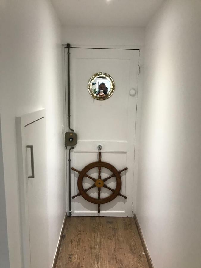 Le Petit Bateau Lägenhet Menton Exteriör bild