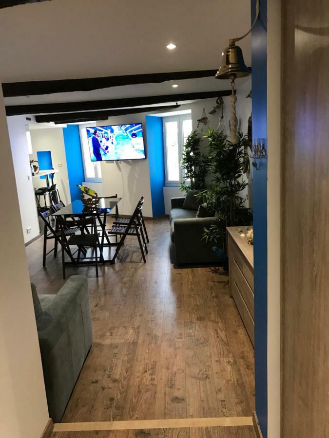 Le Petit Bateau Lägenhet Menton Exteriör bild