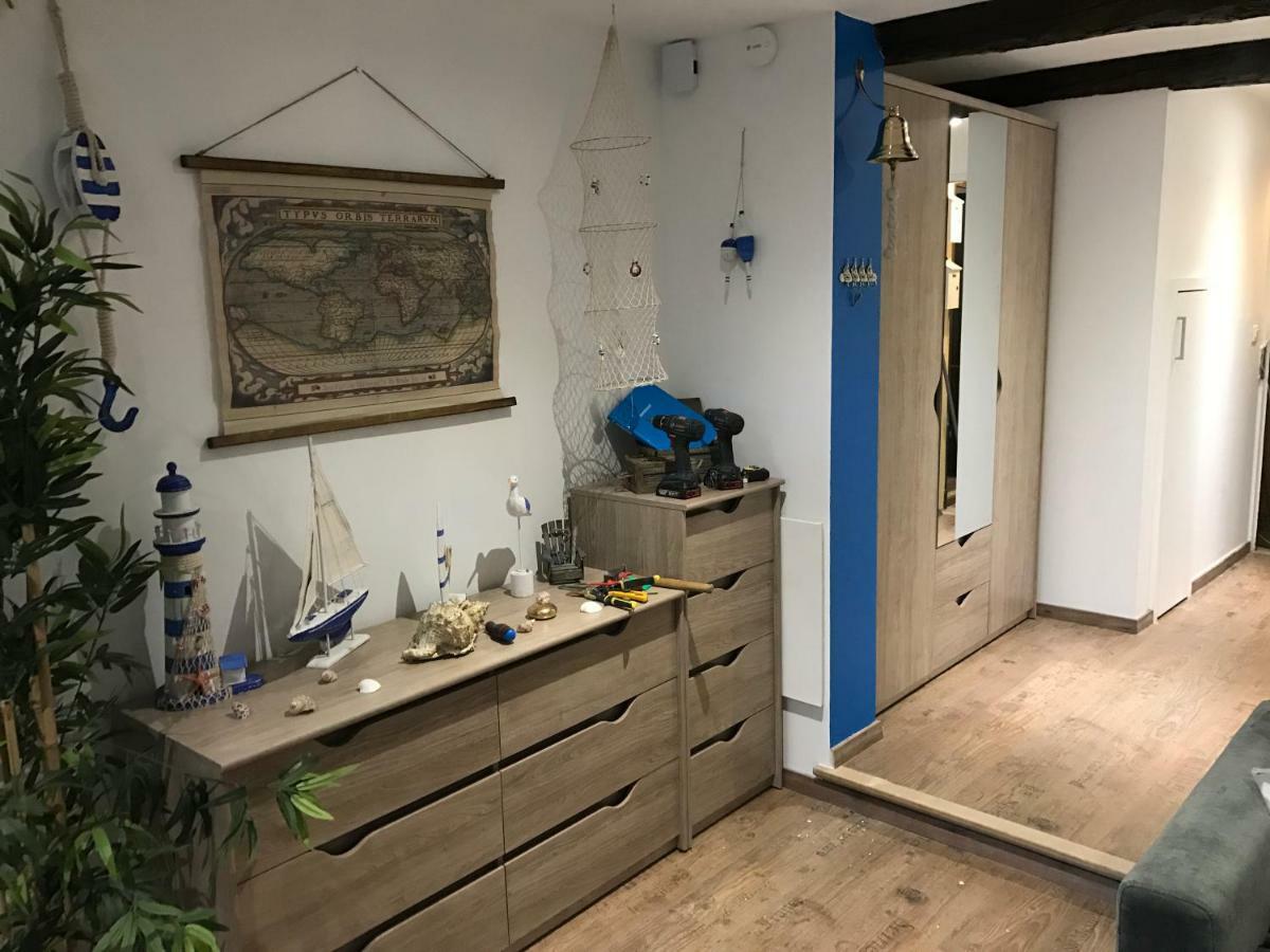 Le Petit Bateau Lägenhet Menton Exteriör bild