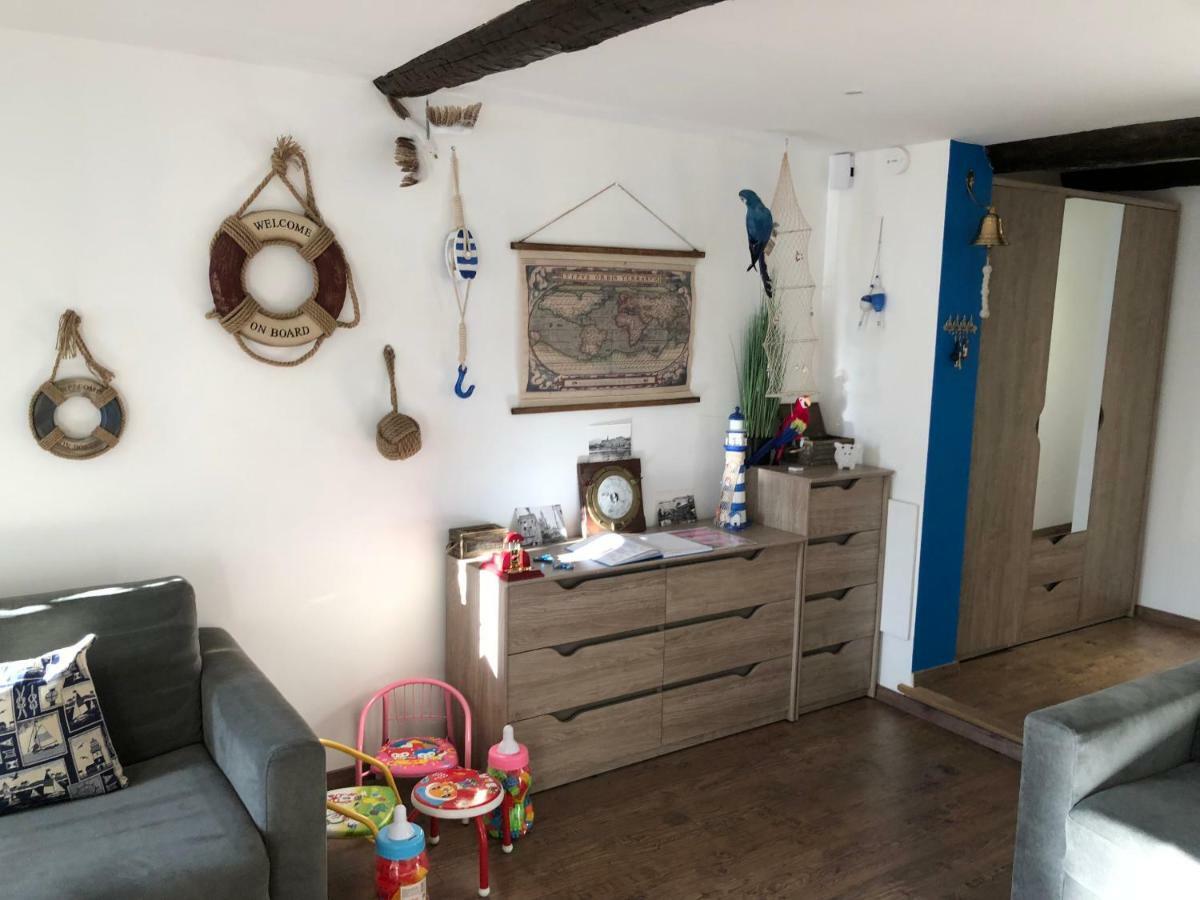 Le Petit Bateau Lägenhet Menton Exteriör bild
